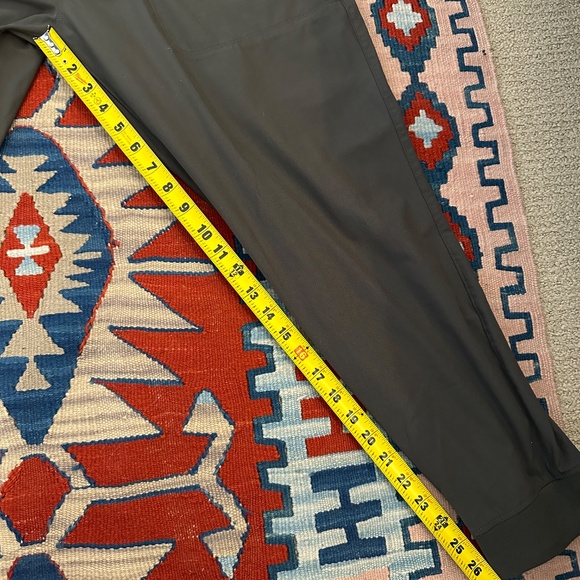 Vuori Men’s Meta Jogger - Dark Oregano - Size L - Picture 5 of 6